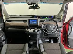 �ɥ饤�С����濴�˼����˼꤬�Ϥ����֤ˣ��ԥ��쥯�ȥ�С��䥨�������͡��������å��ʤɤ����֡��������ͥ��Ƥ��ޤ� 2