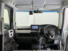 �ɥ饤�С����濴�˼����˼꤬�Ϥ����֤ˣ��ԥ��쥯�ȥ�С��䥨�������͡��������å��ʤɤ����֡��������ͥ��Ƥ��ޤ� 2