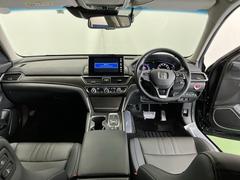 �ɥ饤�С����濴�˼����˼꤬�Ϥ����֤ˣ��ԥ��쥯�ȥ�С��䥨�������͡��������å��ʤɤ����֡��������ͥ��Ƥ��ޤ� 2