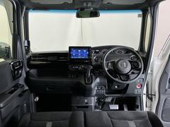 �ɥ饤�С����濴�˼����˼꤬�Ϥ����֤ˣ��ԥ��쥯�ȥ�С��䥨�������͡��������å��ʤɤ����֡��������ͥ��Ƥ��ޤ� 2