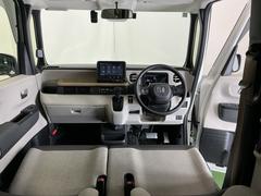 �ɥ饤�С����濴�˼����˼꤬�Ϥ����֤ˣ��ԥ��쥯�ȥ�С��䥨�������͡��������å��ʤɤ����֡��������ͥ��Ƥ��ޤ� 2