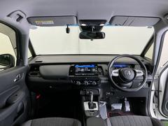 �ɥ饤�С����濴�˼����˼꤬�Ϥ����֤ˣ��ԥ��쥯�ȥ�С��䥨�������͡��������å��ʤɤ����֡��������ͥ��Ƥ��ޤ� 2