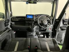 �ɥ饤�С����濴�˼����˼꤬�Ϥ����֤ˣ��ԥ��쥯�ȥ�С��䥨�������͡��������å��ʤɤ����֡��������ͥ��Ƥ��ޤ� 2