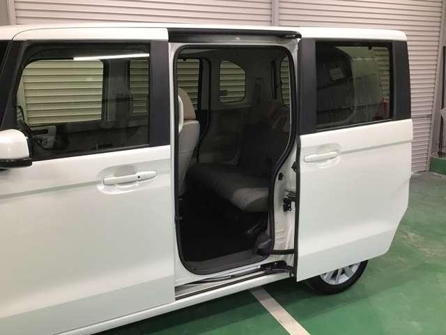G・Lターボホンダセンシング ドラレコ/ナビ/Rカメラ/Bluetooth/ETC/CD セキュリティ Aクルーズ 左右電動スライドドア サイドSRS ABS ターボ車 LEDライト メモリナビ ナビ ETC ベンチシート Bモニ(5枚目)