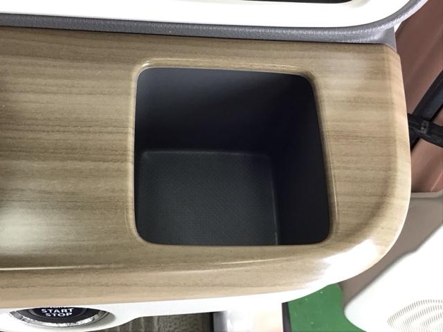 アルトラパン Ｓ　ナビ　Ｒカメラ　フルセグ　ＥＴＣ　ＣＤ　シートヒータ　イモビライザー　助手席エアバック　横滑り防止システム　後カメラ　スマキー　ＤＶＤ再生　フルオートエアコン　キーレスエントリーシステム　ＡＢＳ（44枚目）