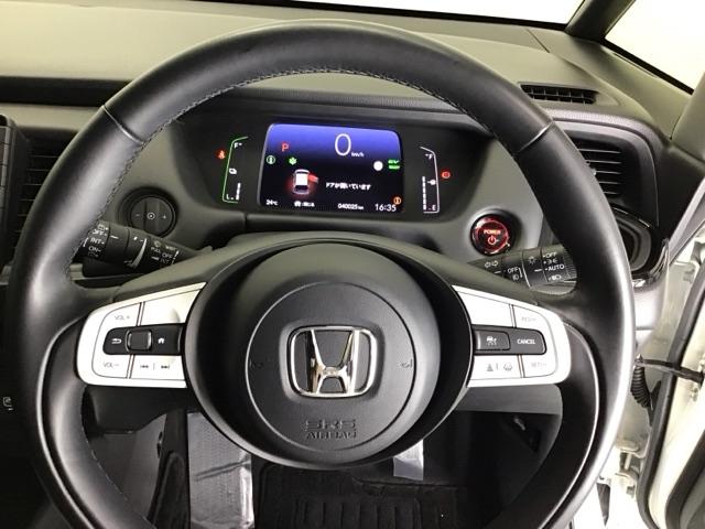 フィット ｅ：ＨＥＶリュクス　ドラレコ　ナビ　Ｒカメラ　ブルートゥース　ＥＴＣ付き　カーテンエアバック　スマキ　ＡＡＣ　Ｓヒーター　衝突軽減ブレーキ　パーキングセンサー　フルセグテレビ　ＬＥＤライト　ＤＶＤ　キーレス　整備記録簿（23枚目）