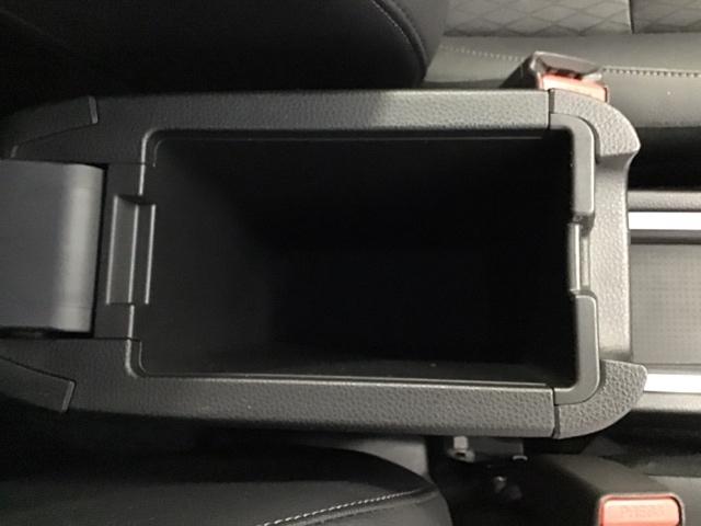 フィット ｅ：ＨＥＶリュクス　ドラレコ　ナビ　Ｒカメラ　ブルートゥース　ＥＴＣ付き　カーテンエアバック　スマキ　ＡＡＣ　Ｓヒーター　衝突軽減ブレーキ　パーキングセンサー　フルセグテレビ　ＬＥＤライト　ＤＶＤ　キーレス　整備記録簿（60枚目）