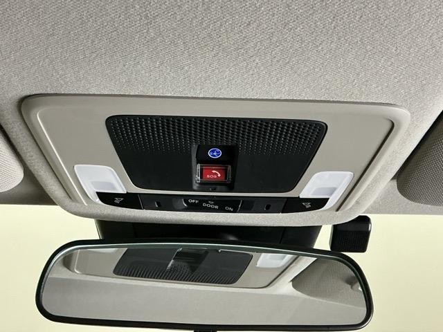 ヴェゼル ｅ：ＨＥＶＸ　ディスプレイオーディオ　ＥＴＣ　Ｒカメラ　前後障害物センサー　ＡＡＣ　イモビライザー　スマ－トキ－　誤発進抑制　ＰＷ　リアカメラ　クルコン　ＥＳＣ　キーフリー　ＬＥＤヘッドランプ　ＡＢＳ　アイドリング（58枚目）