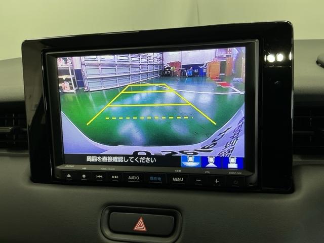 ヴェゼル ｅ：ＨＥＶＺ　ドラレコ　ナビ　Ｒカメラ　ブルートゥース　衝突回避支援ブレーキ機能　スマキ　Ｐトランク　フルオートエアコン　Ｄレコ　エアバッグ　両席エアバック　記録簿付　パワーウィンドウ　ＬＥＤランプ　ソナー　ＵＳＢ（12枚目）