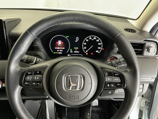 ヴェゼル ｅ：ＨＥＶＺ　ドラレコ　ナビ　Ｒカメラ　ブルートゥース　衝突回避支援ブレーキ機能　スマキ　Ｐトランク　フルオートエアコン　Ｄレコ　エアバッグ　両席エアバック　記録簿付　パワーウィンドウ　ＬＥＤランプ　ソナー　ＵＳＢ（26枚目）