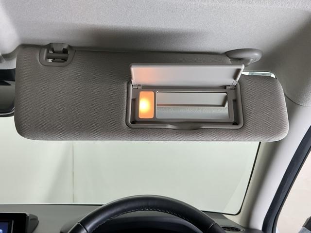 ヴェゼル ｅ：ＨＥＶＺ　ドラレコ　ナビ　Ｒカメラ　ブルートゥース　衝突回避支援ブレーキ機能　スマキ　Ｐトランク　フルオートエアコン　Ｄレコ　エアバッグ　両席エアバック　記録簿付　パワーウィンドウ　ＬＥＤランプ　ソナー　ＵＳＢ（70枚目）