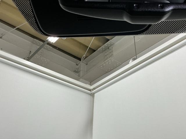 シビック ハッチバック　ナビ　Ｒカメラ　ブルートゥース　フルセグ　追突軽減ブレーキ　盗難防止装置　Ｂモニター　整備記録簿　横滑防止　Ａライト　シートヒーター付き　ＬＥＤライト　スマートキー　ＡＡＣ　サイドカーテンエアバック（64枚目）