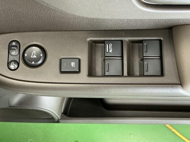 Ｎ－ＷＧＮ Ｇホンダセンシング　ドラレコ　ナビ　ＥＴＣ　フルセグ　バックソナー　イモビライザー　横滑り防止　エアコン　パワーウインドウ　キーレスエントリー　パワーステアリング　記録簿　両席エアバック　ＡＢＳ　ｉ－ｓｔｏｐ　エアバッグ（59枚目）