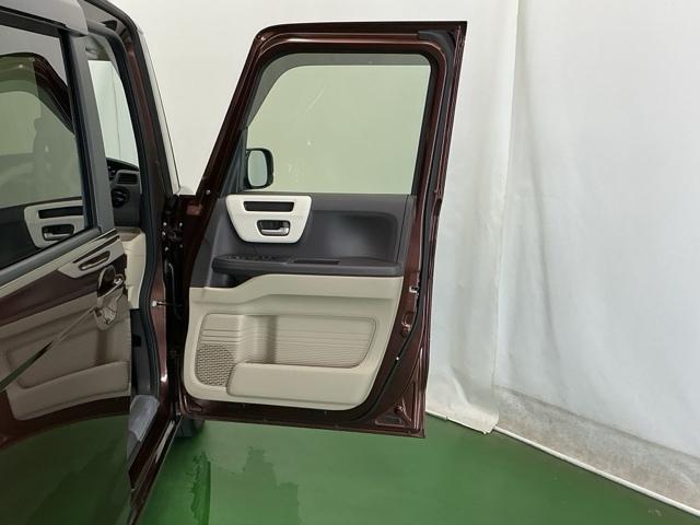 Ｎ－ＢＯＸ Ｇ・Ｌホンダセンシング　ナビ　Ｒカメラ　ブルートゥース　ＥＴＣ　Ｗ電動ドア　レーダブレーキ　Ｓヒータ　Ａストップ　カーテンエアバック　ＥＳＣ　キーフリーシステム　ＬＥＤライト　オートライト　バックＭ　ＵＳＢ　スマートキー（65枚目）