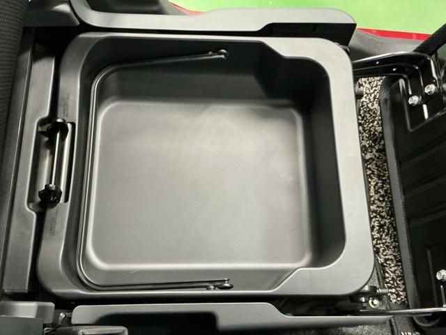 ハスラー Ｘターボ　ナビ　フルセグ　ＤＣＤ　ＣＤ　ＥＴＣ　横滑り防止システム　Ｓヒーター　記録簿　イモビライザー　スマートキー　Ｗエアバッグ　ベンチシート　ＤＶＤ再生　ターボ　ＡＢＳ　キーレスエントリー　パワーウィンドウ（45枚目）