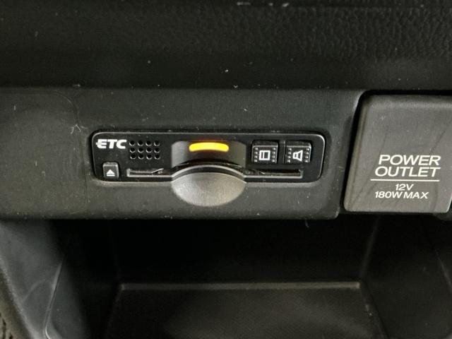 Ｎ－ＢＯＸ＋カスタム Ｇ・ターボＬパッケージ　ナビ　Ｒカメラ　ワンセグ　ＣＤ　ＥＴＣ　両側電動ドア　Ｓキー　クルコン　ベンチシート　イモビライザー　ターボ　アイドリングストップ　エアバッグ　オートエアコン　横滑り防止（13枚目）