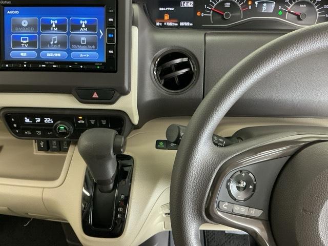 Ｎ－ＢＯＸ Ｇ・Ｌホンダセンシング　ナビ　Ｒカメラ　ブルートゥース　フルセグ　レーダブレーキ　Ｓヒータ　Ａストップ　ＥＳＣ　キーフリーシステム　ＬＥＤライト　オートライト　バックＭ　ＵＳＢ　スマートキー　クルコン　ＥＴＣ　両席エアバック（3枚目）