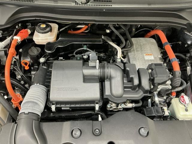 ヴェゼル ｅ：ＨＥＶＺ　ドラレコ　ナビ　Ｒカメラ　ブルートゥース　衝突回避支援ブレーキ機能　スマキ　Ｐトランク　フルオートエアコン　Ｄレコ　エアバッグ　両席エアバック　記録簿付　パワーウィンドウ　ＬＥＤランプ　ソナー　ＵＳＢ（35枚目）