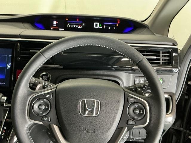ステップワゴンスパーダ スパーダ・クールスピリットホンダセンシング　ドラレコ　ナビ　Ｒカメラ　ブルートゥース　サイドエアバック　スマートキ　左右電動スライドドア　バックモニタ　地ＴＶ　三列シート　ＵＳＢ　助手席エアバッグ　ドライブレコーダ　ＡＡＣ　横滑り防止機能（2枚目）