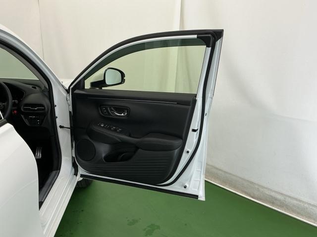 ＺＲ－Ｖ Ｚ　ドラレコ　ナビ　Ｒカメラ　ブルートゥース　盗難防止システム　インテリキー　カーテンエアバック　地デジ　ＶＳＡ　Ｂカメラ　クルコン　ＵＳＢ　エアコン　ターボ　クリアランスソナー　ＬＥＤヘッドライト（52枚目）