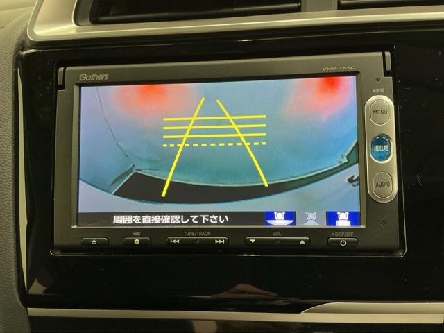 フィットハイブリッド Ｆパッケージ　ナビ　Ｒカメラ　ＣＤ　横滑り防止装備　盗難警報装置　記録簿有り　ＡＵＴＯエアコン　カーテンエアバック　助手席エアバック　ＥＣＯＮ　リヤカメラ　ＡＢＳ付　横滑り防止システム　キーレスエントリー（12枚目）