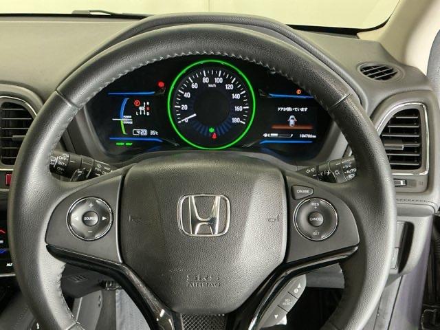 ヴェゼル ハイブリッドX ナビ Rカメラ ブルートゥース DVD リヤカメラ ETC付き Aクルーズ セキュリティアラーム VSA アイドリングSTOP 整備記録簿 スマートキ ワンセグテレビ USB接続 サイドエアバッグ(21枚目)