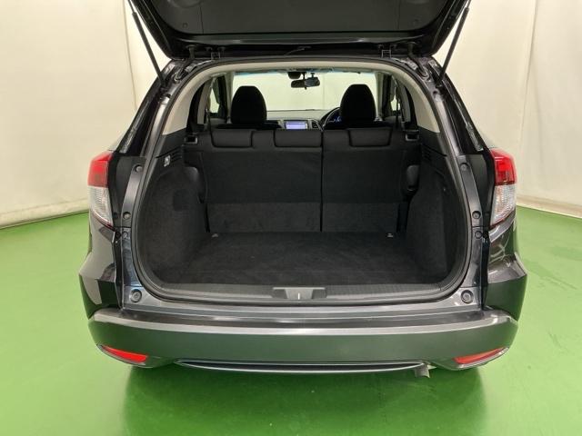 ヴェゼル ハイブリッドX ナビ Rカメラ ブルートゥース DVD リヤカメラ ETC付き Aクルーズ セキュリティアラーム VSA アイドリングSTOP 整備記録簿 スマートキ ワンセグテレビ USB接続 サイドエアバッグ(27枚目)