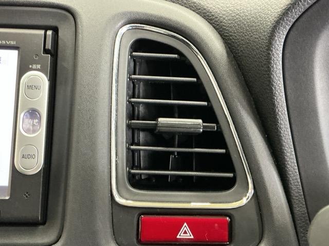 ヴェゼル ハイブリッドX ナビ Rカメラ ブルートゥース DVD リヤカメラ ETC付き Aクルーズ セキュリティアラーム VSA アイドリングSTOP 整備記録簿 スマートキ ワンセグテレビ USB接続 サイドエアバッグ(58枚目)