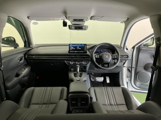 ZR-V Z ドラレコ ナビ Rカメラ ブルートゥース Dレコ 盗難防止システム インテリキー カーテンエアバック 地デジ VSA クルコン USB エアコン ターボ 本革シ-ト クリアランスソナー 整備記録簿(2枚目)