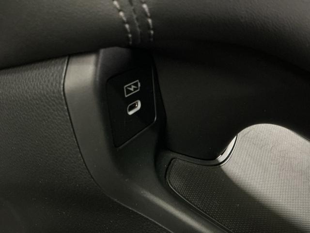 ZR-V Z ドラレコ ナビ Rカメラ ブルートゥース Dレコ 盗難防止システム インテリキー カーテンエアバック 地デジ VSA クルコン USB エアコン ターボ 本革シ-ト クリアランスソナー 整備記録簿(22枚目)