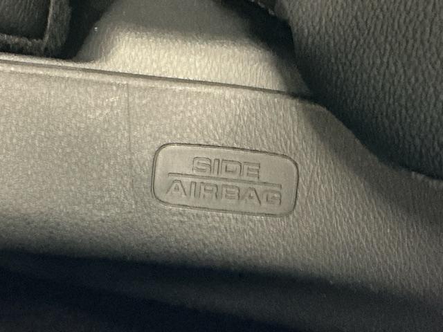 ZR-V Z ドラレコ ナビ Rカメラ ブルートゥース Dレコ 盗難防止システム インテリキー カーテンエアバック 地デジ VSA クルコン USB エアコン ターボ 本革シ-ト クリアランスソナー 整備記録簿(56枚目)