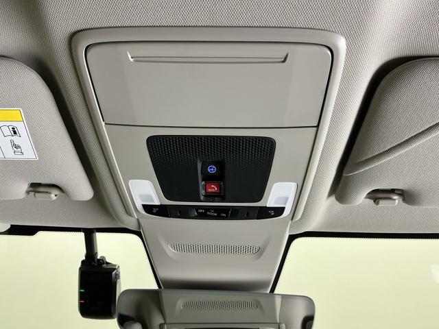 ZR-V Z ドラレコ ナビ Rカメラ ブルートゥース Dレコ 盗難防止システム インテリキー カーテンエアバック 地デジ VSA クルコン USB エアコン ターボ 本革シ-ト クリアランスソナー 整備記録簿(61枚目)