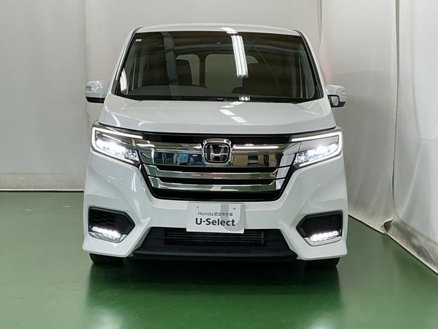 ステップワゴンスパーダ スパーダホンダセンシング ナビ Rカメラ 後席モニター フルセグ 盗難防止 助手席エアバッグ Wパワスラ 記録簿有 地デジ LEDライト 横滑り防止システム オートエアコン リアカメラ USB 三列シート アイドリングS(6枚目)