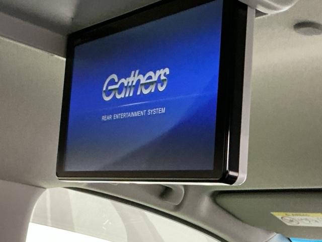 ステップワゴンスパーダ スパーダホンダセンシング ナビ Rカメラ 後席モニター フルセグ 盗難防止 助手席エアバッグ Wパワスラ 記録簿有 地デジ LEDライト 横滑り防止システム オートエアコン リアカメラ USB 三列シート アイドリングS(13枚目)