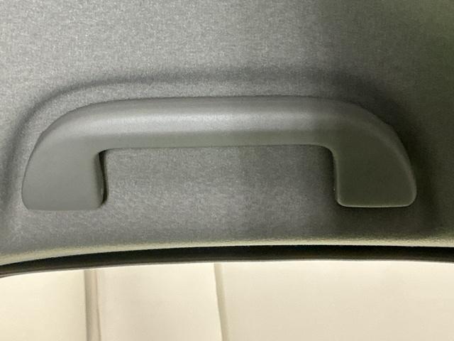 ステップワゴンスパーダ スパーダホンダセンシング ナビ Rカメラ 後席モニター フルセグ 盗難防止 助手席エアバッグ Wパワスラ 記録簿有 地デジ LEDライト 横滑り防止システム オートエアコン リアカメラ USB 三列シート アイドリングS(54枚目)