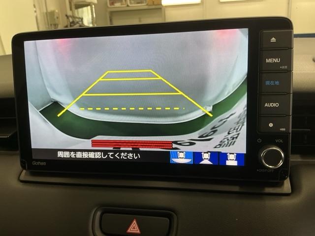 バックモニター付きで車庫入れも安心【カメラアングルは３パターンから選べます】知らない道でも安心して楽しくお出かけができます