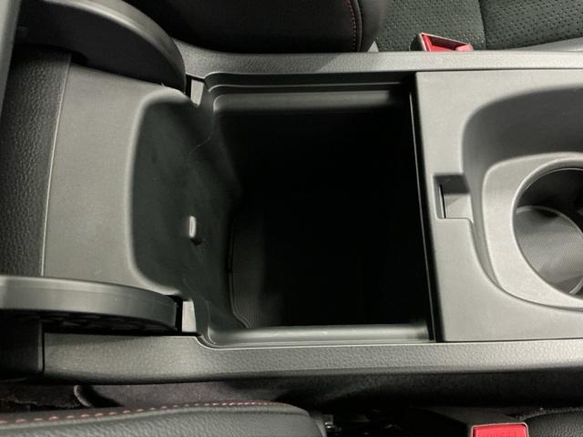 シビック ＲＳ　ディスプレオーディオ　ブルートゥース　Ｒカメラ　ＬＥＤヘッド　コーナーセンサー　衝突被害軽減ブレーキ　Ｂカメラ　シートヒーター　パワ－シ－ト　フルセグＴＶ　スマートキー　クルーズコントロール　ＵＳＢ（47枚目）
