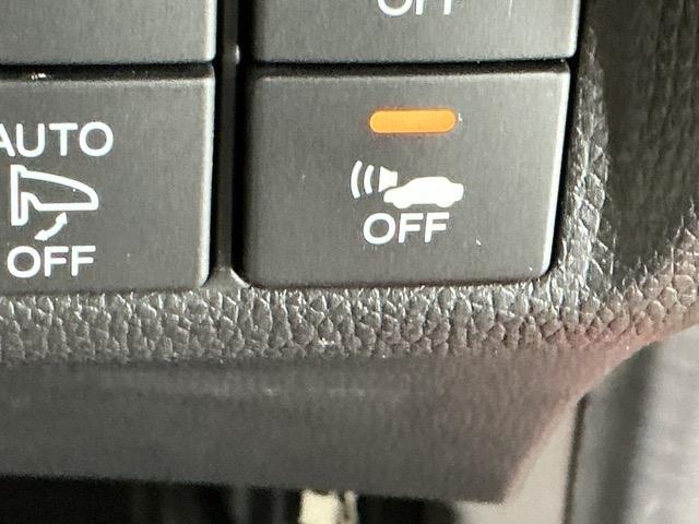 フィットハイブリッド Ｆパッケージコンフォートエディション　ナビ　Ｒカメラ　ブルートゥース　フルセグ　セキュリティアラーム　リアカメラ　ＥＴＣ車載器　エアコン　スマートキー　アイドリングストップ　キーレス　ＬＥＤ　ＶＳＡ　前席シートヒーター　ＡＢＳ　ＤＶＤ再生（49枚目）