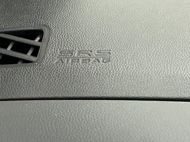 フィットハイブリッド Ｆパッケージコンフォートエディション　ナビ　Ｒカメラ　ブルートゥース　フルセグ　セキュリティアラーム　リアカメラ　ＥＴＣ車載器　エアコン　スマートキー　アイドリングストップ　キーレス　ＬＥＤ　ＶＳＡ　前席シートヒーター　ＡＢＳ　ＤＶＤ再生（58枚目）