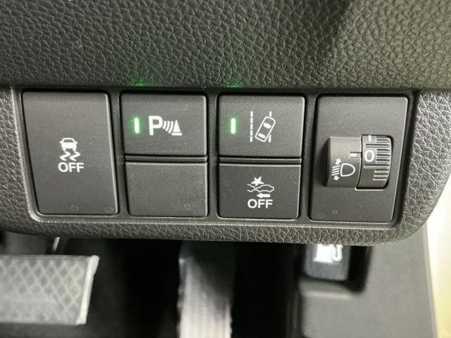 Ｎ－ＯＮＥ プレミアム　ナビ　Ｒカメラ　ブルートゥース　ＥＴＣ　ＵＳＢポート　衝突軽減　ＥＳＣ　コーナーセンサー　ＬＥＤ　シ－トヒ－タ－　バックカメラ　カーテンエアバック　スマートキー　ＡＡＣ　クルーズコントロール　ＡＢＳ（31枚目）