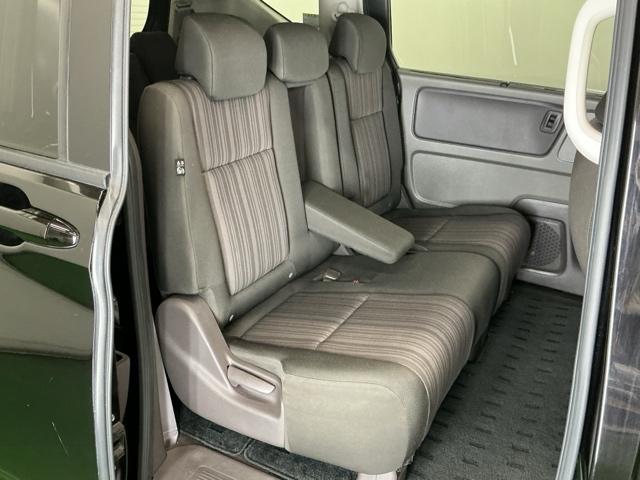 フリードハイブリッド ハイブリッド・Gホンダセンシング ドラレコ Rカメラ ワンセグTV CD ETC 軽減ブレーキ キーフリーシステム 記録簿 ECON 後カメラ Aクルーズ LEDヘッドランプ 横滑防止 ドライブレコーダ パワーウインドウ 3列シート(21枚目)