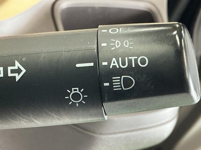 フリードハイブリッド ハイブリッド・Gホンダセンシング ドラレコ Rカメラ ワンセグTV CD ETC 軽減ブレーキ キーフリーシステム 記録簿 ECON 後カメラ Aクルーズ LEDヘッドランプ 横滑防止 ドライブレコーダ パワーウインドウ 3列シート(24枚目)