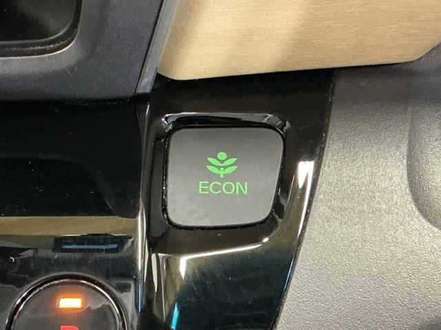 フリードハイブリッド ハイブリッド・Gホンダセンシング ドラレコ Rカメラ ワンセグTV CD ETC 軽減ブレーキ キーフリーシステム 記録簿 ECON 後カメラ Aクルーズ LEDヘッドランプ 横滑防止 ドライブレコーダ パワーウインドウ 3列シート(28枚目)