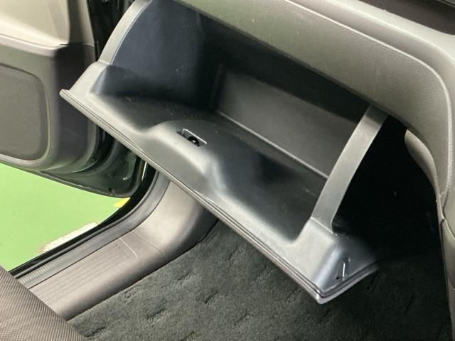 フリードハイブリッド ハイブリッド・Gホンダセンシング ドラレコ Rカメラ ワンセグTV CD ETC 軽減ブレーキ キーフリーシステム 記録簿 ECON 後カメラ Aクルーズ LEDヘッドランプ 横滑防止 ドライブレコーダ パワーウインドウ 3列シート(52枚目)