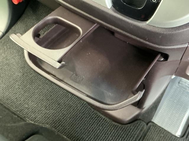 N-WGNカスタム G・ターボパッケージ ナビ ディスチャージヘッドライトHID CD 横滑り防止システム 追突被害軽減ブレーキ ECONモード WSRS イモビ サイドエアバッグ オートクルーズ メンテナンスノート キーフリー ターボモデル(15枚目)