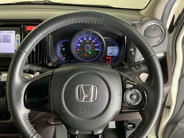 N-WGNカスタム G・ターボパッケージ ナビ ディスチャージヘッドライトHID CD 横滑り防止システム 追突被害軽減ブレーキ ECONモード WSRS イモビ サイドエアバッグ オートクルーズ メンテナンスノート キーフリー ターボモデル(18枚目)