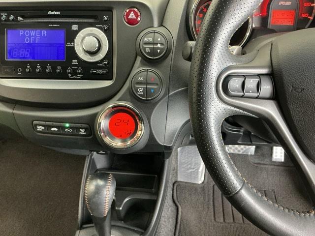 フィット RS CD ETC 16インチアルミホイール 運転席エアバック キ-レス AAC PW ABS パワーステ スマートキーシステム 両席エアバック(3枚目)
