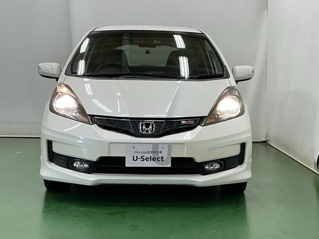 フィット RS CD ETC 16インチアルミホイール 運転席エアバック キ-レス AAC PW ABS パワーステ スマートキーシステム 両席エアバック(6枚目)