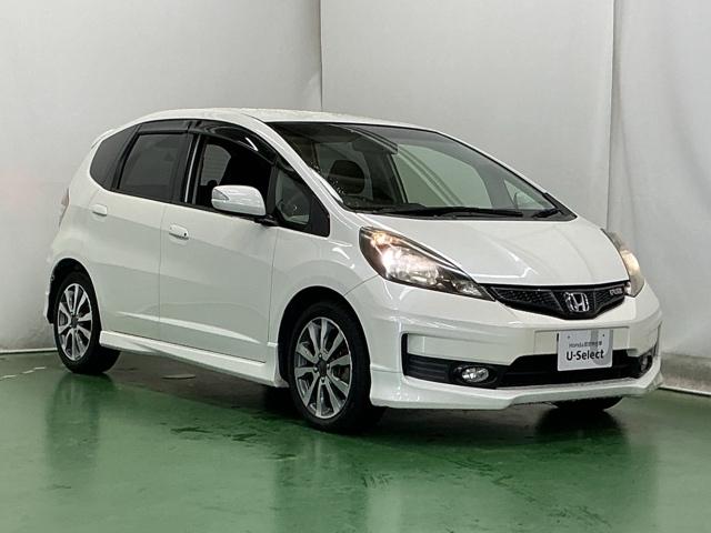 フィット RS CD ETC 16インチアルミホイール 運転席エアバック キ-レス AAC PW ABS パワーステ スマートキーシステム 両席エアバック(7枚目)