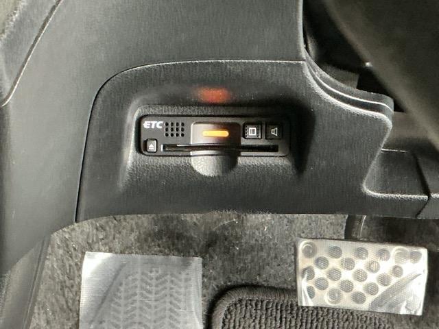 フィット RS CD ETC 16インチアルミホイール 運転席エアバック キ-レス AAC PW ABS パワーステ スマートキーシステム 両席エアバック(13枚目)